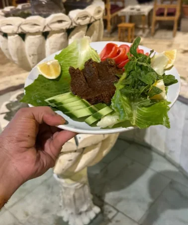 Şanlıurfa Sıra Gecesi – Çiğköfte ikramı